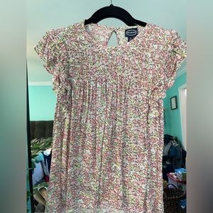 SCOOP Womens XS Smocked Floral Flutter Sleeve Keyhole Top‎ Coquette Cottagecore